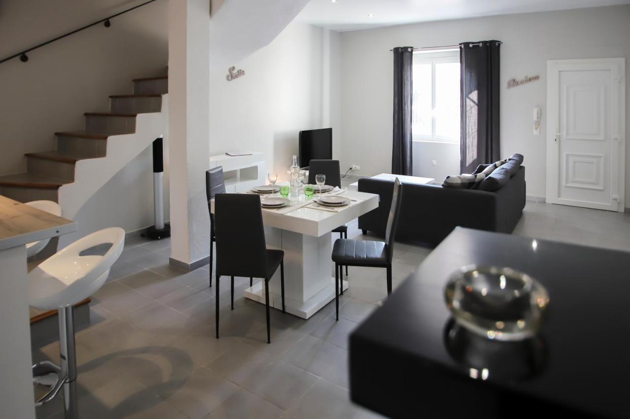 Maison tendance avec jardin, centre village, Alpilles, familles Eyragues Extérieur photo